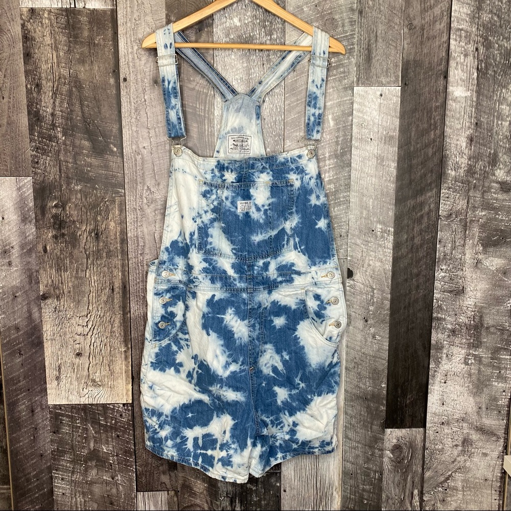 Levi’s Acid Wash Overall Jean Shorts
